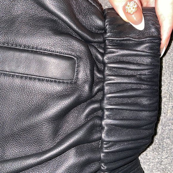 GENUINE LAMB LEATHER HIGH WAISTED SHORTS IN BLACK WITH POCKETS - SIZE S/M - Picture 3 of 8